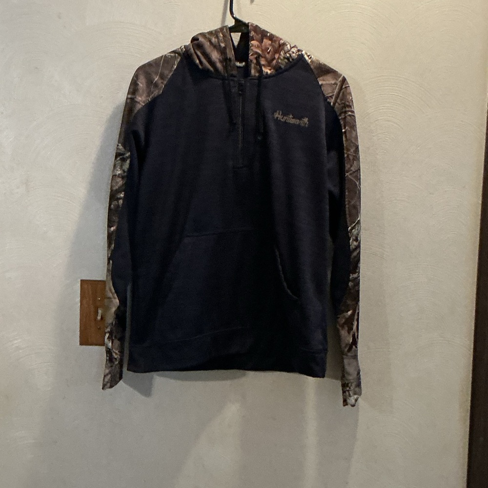 Huntworth Men's Navy & Camouflage 1/4 Zip Hoodie with Kangaroo Pocket. Size M.